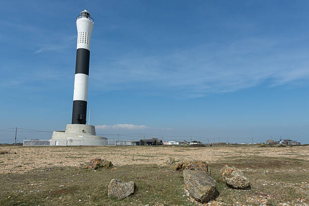 istock Black and white new Dungeness lighthouse 472551578
