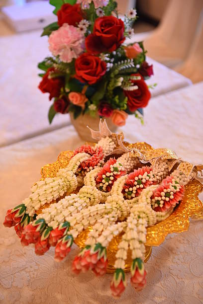 istock Garland in Wedding Ceremony 472557212