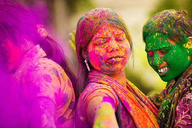 istock India color festival 472560380