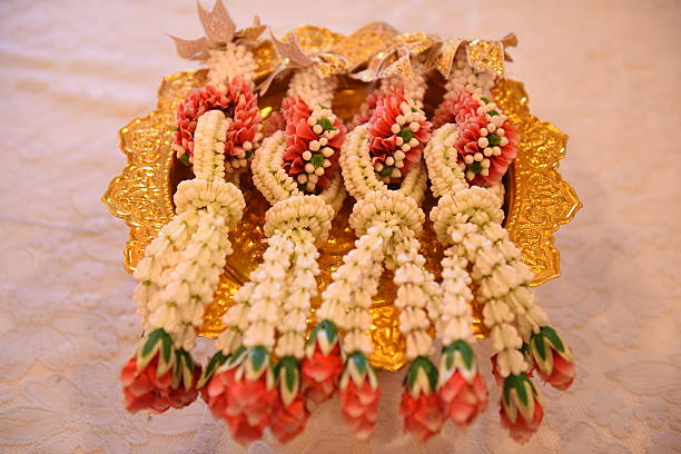 istock Garland in Wedding Ceremony 472560694