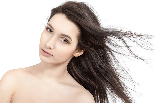 istock girl with naked shoulders 472580078