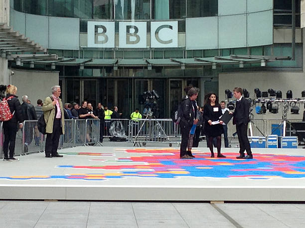 bbc élection producteurs de préparer - bbc photos et images de collection