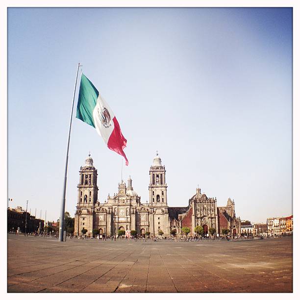 istock Zocalo Square and flag, Mexico City 472587568