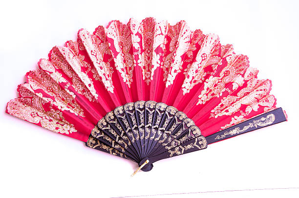 istock oriental chinese fan isolated on white background 472596956