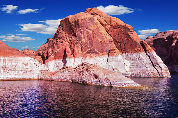 istock Lake Powell at sunset 472623578