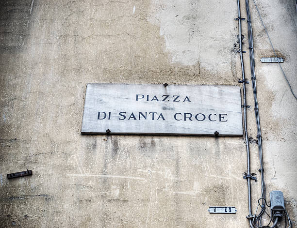 istock Piazza Santa Croce sign in Florence 472639770