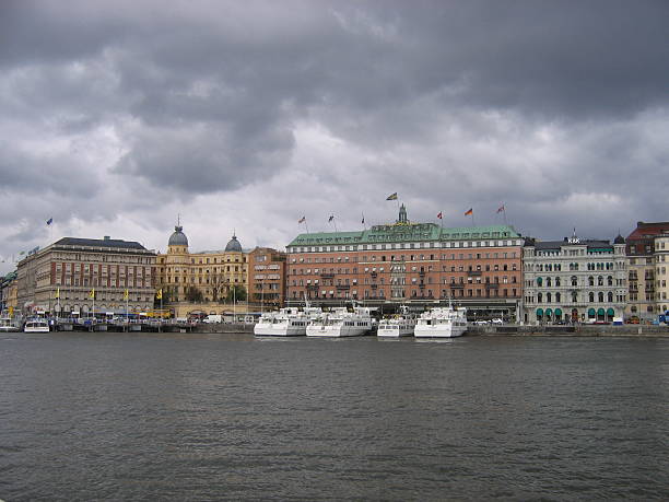 istock Panorama Boulevard beach vavages. Stockholm 472645972