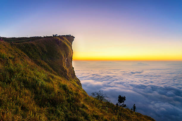 istock sunrise at phu chi fah 472647562