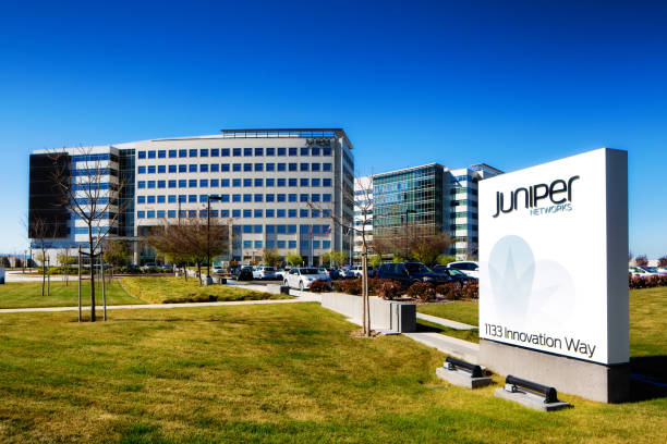 juniper networks headquarters building und in sunnyvale-california - sunnyvale california stock-fotos und bilder