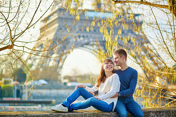 istock Beautiful romantic couple in Paris 472694272