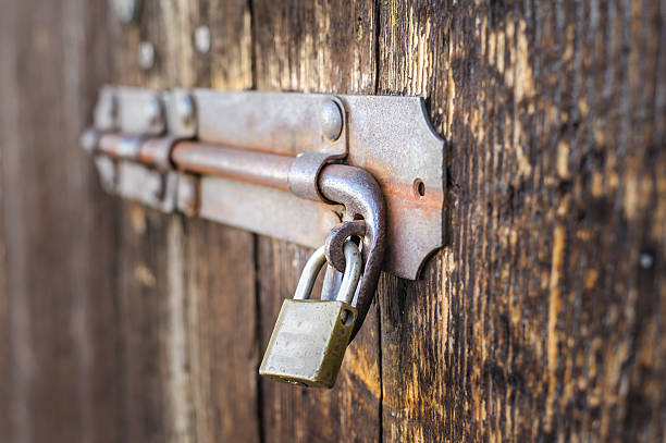 istock Old latch of a main door 472712606