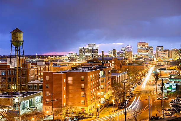 istock Richmond, Virginia Skyline 472722430