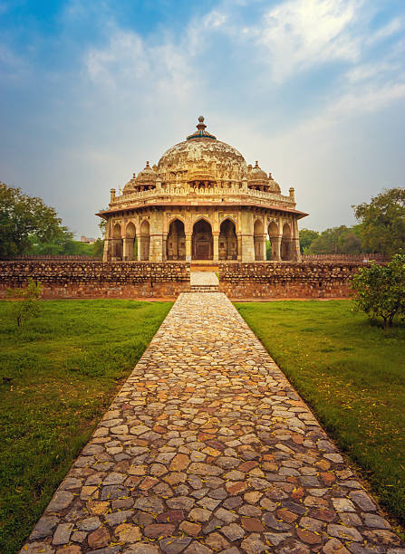 istock Emperor Humayun Tomb Complex in Delhi 472723214