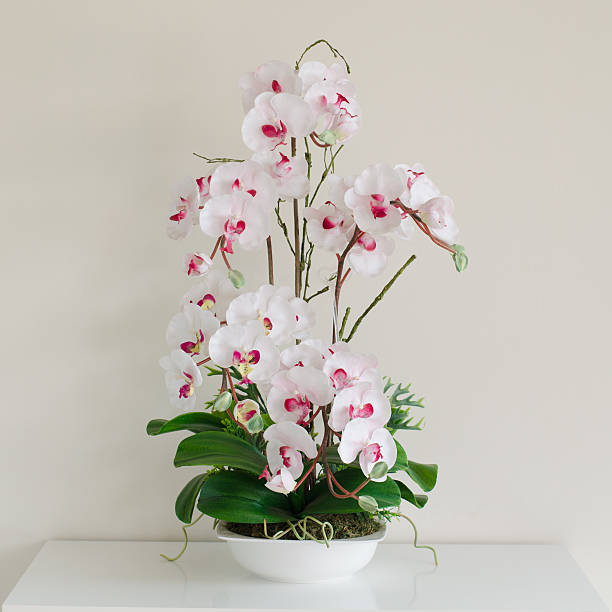 istock Fake flowers made from cloth 472815662