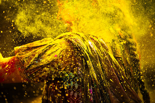 istock Dancing during Holi Festival 472816510
