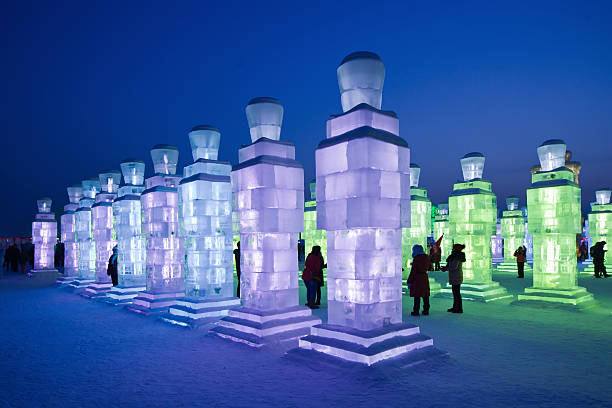 국제 빙판 및 인공눈 조각 패스티발, 하빈, china - ice sculpture built structure snow ice 뉴스 사진 이미지