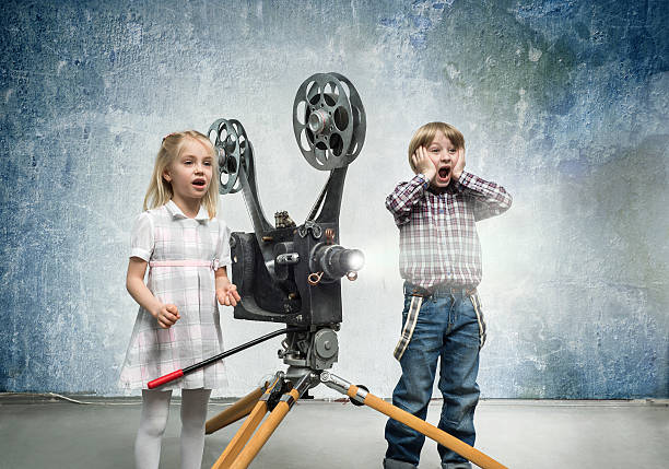 istock Children in a cinema 472845442