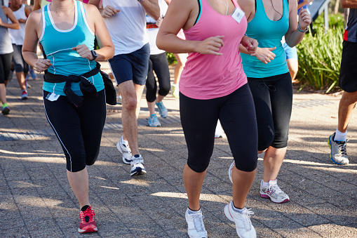 Cropped shot of a group of people runninghttp://195.154.178.81/DATA/i_collage/pu/shoots/804528.jpg