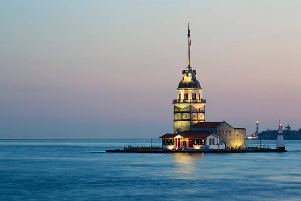 istock Maiden's Tower istanbul 472894602