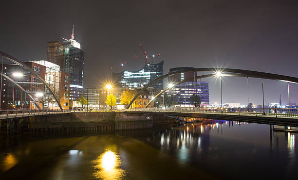 istock hamburg german harbor bridges at night 472904438