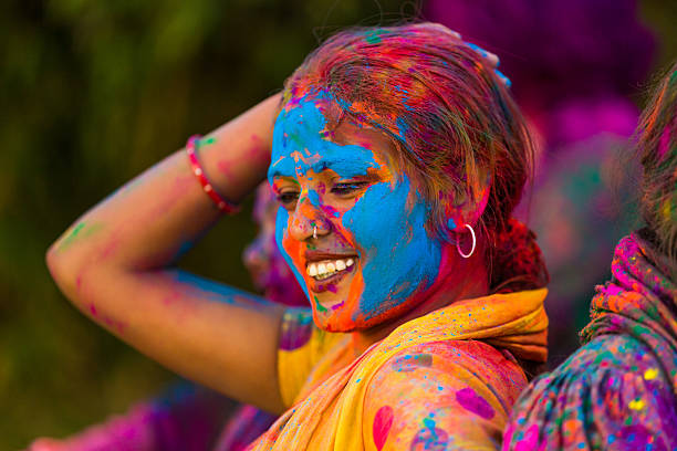 istock Holi festival 472915184
