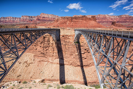 old and new Navajo bridges (r: 1927) over the Colorado river on route 89a at Marble canyon