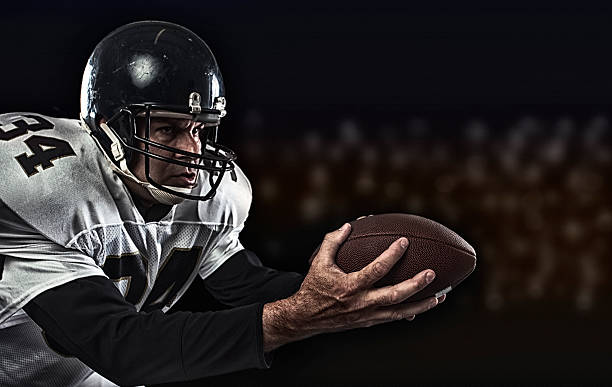 istock American Football Player 472933220