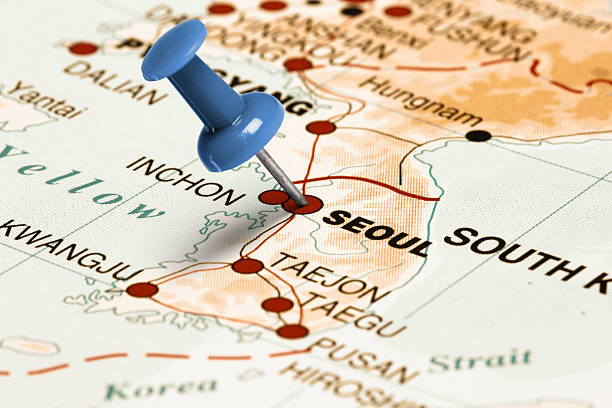 istock Location Seoul. Blue pin on the map. 472958086