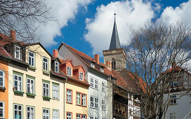 ospita su krämerbrücke, erfurt, germania - krämerbrücke foto e immagini stock