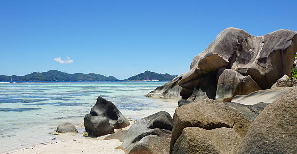 istock granite rocks in paradise 472961770