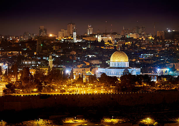 jerusalén en la noche - the new city fotografías e imágenes de stock