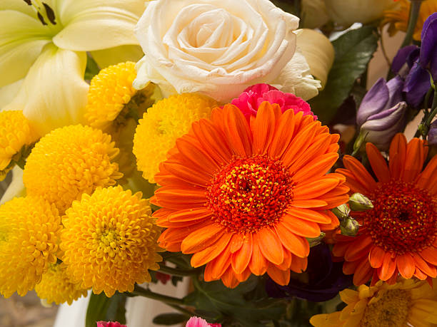 istock close up of flowers in a vase 473123792