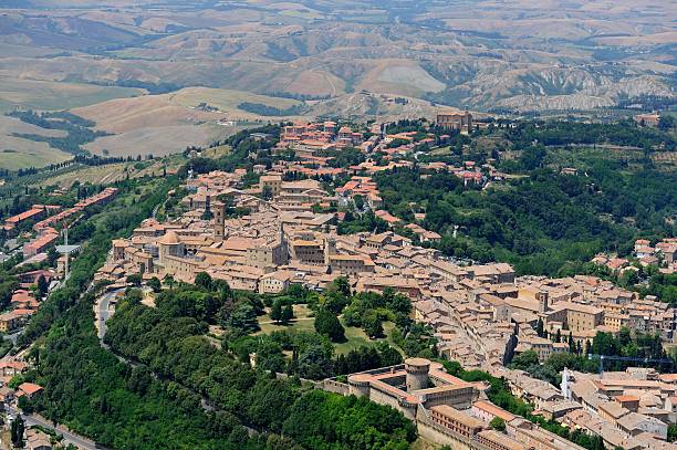 istock Volterra-Pisa-Italy 473162854