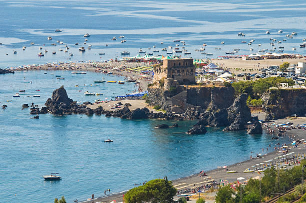 타워 fiuzzi. 프라이아 a mare. 칼라브리아. 이탈리어. - italy calabria ancient city 뉴스 사진 이미지