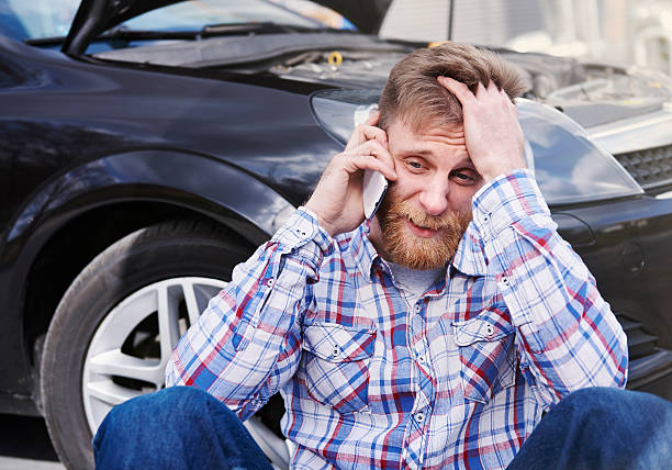 istock My car broke down, can you help me? 473190888