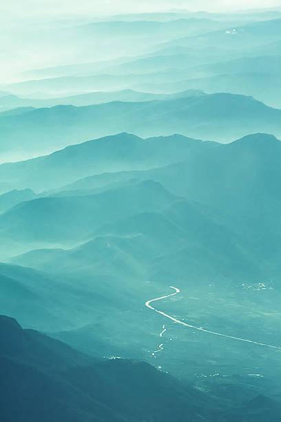 montañas al amanecer - mountain mountain range north carolina blue fotografías e imágenes de stock