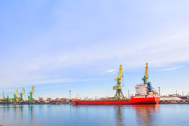 istock The vehicle is red on the loading at the port. 473264116