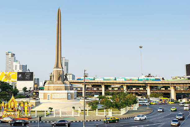 istock Victory monument in Bangkok under twilight evening sky 473286004