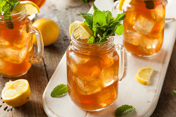 istock Homemade Iced Tea and Lemonade 473340792