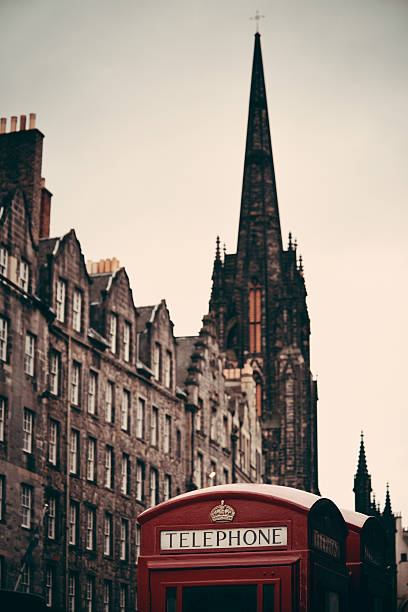 istock Edinburgh city street 473340824