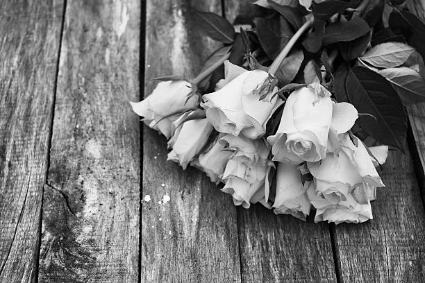 istock Bunch of white roses 473360356