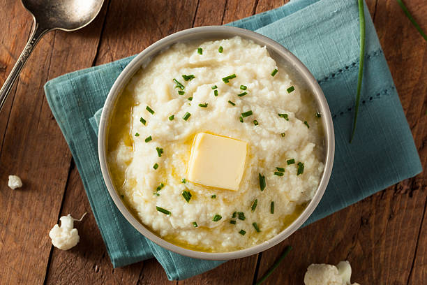 orgánicos caseras puré de romanesco - mashed potatos fotografías e imágenes de stock