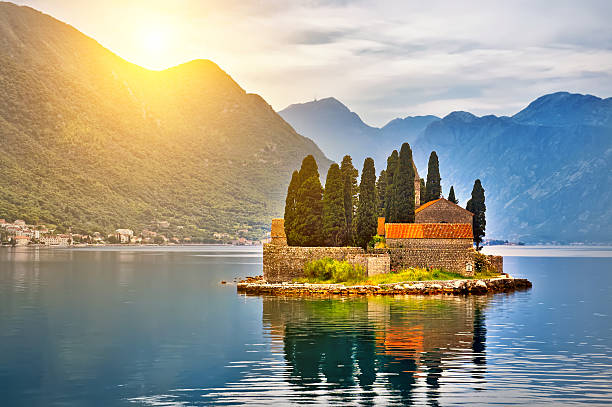 istock Island on the lake in Montenegro 473432096