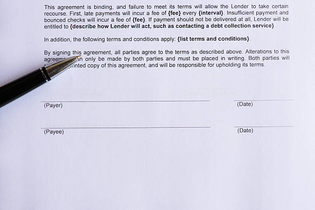 istock signature page for payee and payer 473470460