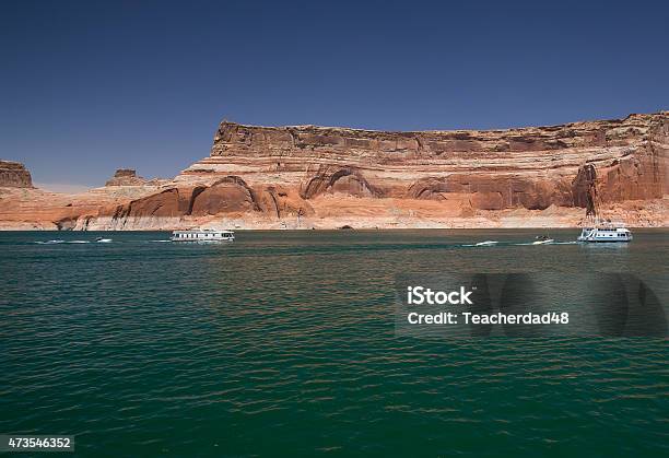 Houseboats On Lake Powell Stock Photo - Download Image Now - 2015, Canyon, Colorado River