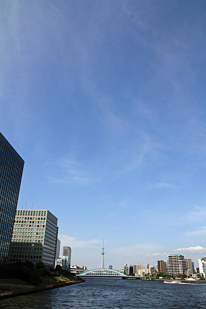 istock Tokyo skytree and Sumida river in Tokyo, Japan 473565366
