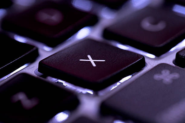 клавиатура-x - back lit computer keyboard keypad blue стоковые фото и изображения