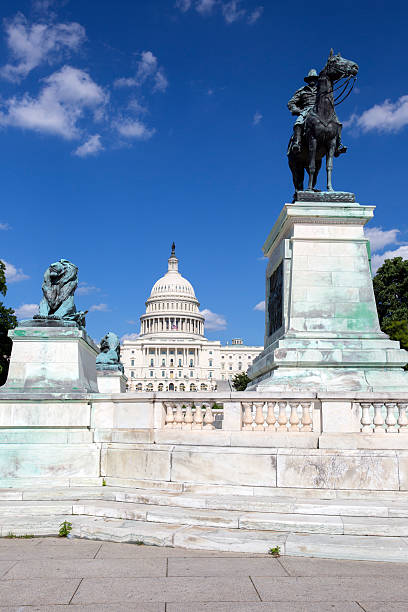 istock Ulysses S Grant and Capitol Building 473569380
