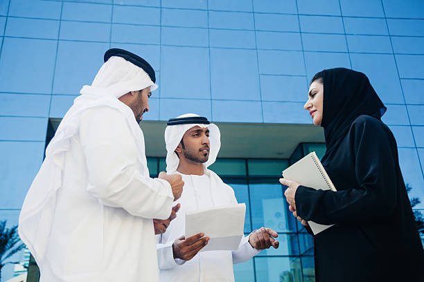 istock Arabian Businessmen Outdoors 473573850