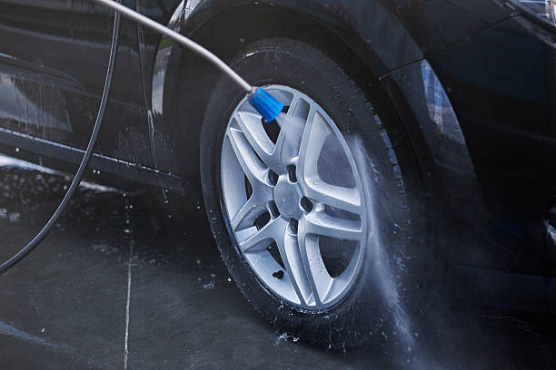 istock Perfect way for cleaning tire is using pressure washer 473592766